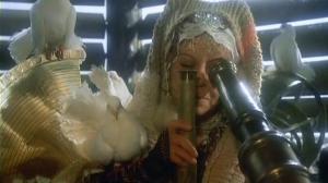 Кадры из фильма Бабушка Метелица / Perinbaba (1985)