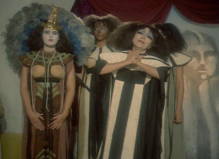 Кадр из фильма Бордель / Bordelo (1985)