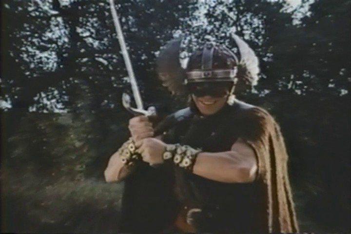 Кадр из фильма Волшебники Забытого королевства / Wizards of the Lost Kingdom (1985)