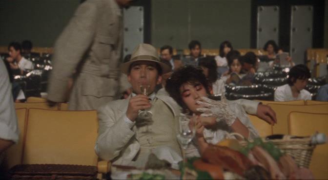 Кадр из фильма Одуванчик / Tampopo (1985)