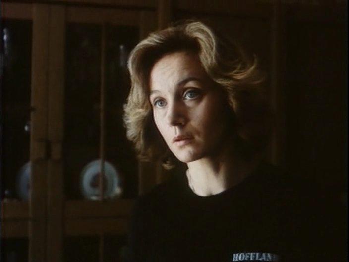 Кадр из фильма Одинокая женщина желает познакомиться (1986)