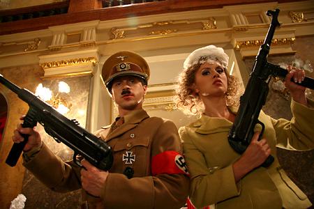 Кадр из фильма Гитлер капут (2008)
