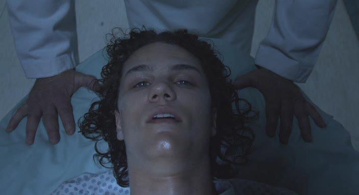 Кадр из фильма Вскрытие / Autopsy (2008)