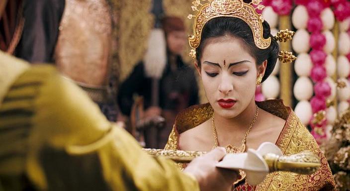 Кадр из фильма Три королевы Сиама / Puen yai jon salad (2008)