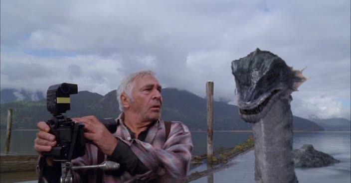 Кадр из фильма Ужасы Лох-Несса / Beyond Loch Ness (2008)