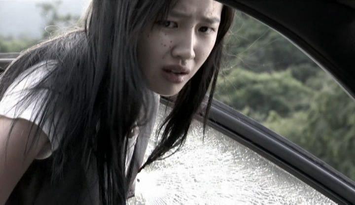 Кадр из фильма Фантастические парасуициды / Pantaseutik jasal sodong (2007)