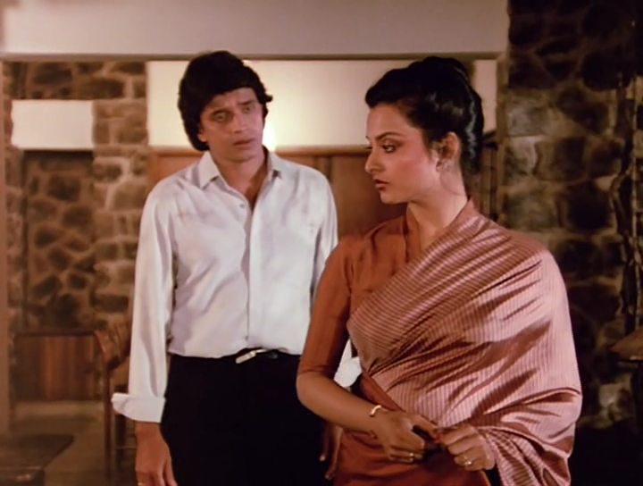 Кадр из фильма Сети любви / Jaal (1986)