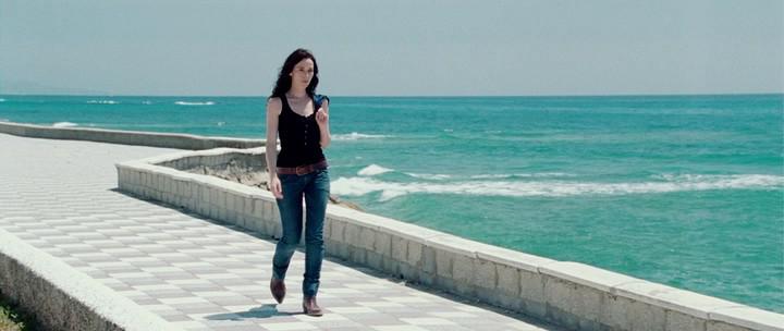 Кадр из фильма Сестры по крови / Solo quiero caminar (2008)