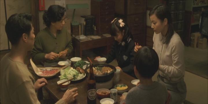 Кадр из фильма Всегда: Закат на Третьей Авеню 2 / Always zoku san-chome no yuhi (2007)