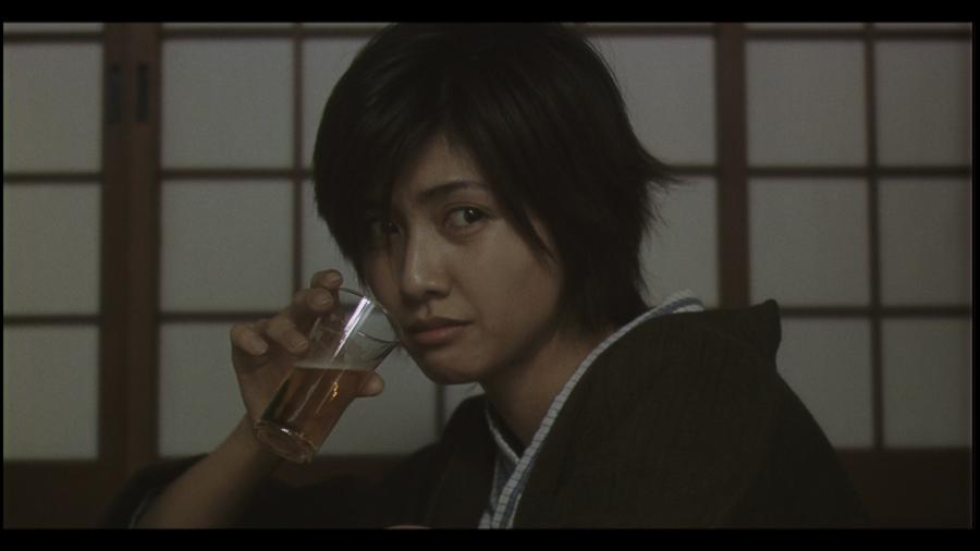 Кадр из фильма Спокойная комната / Quiet room ni yôkoso (2007)