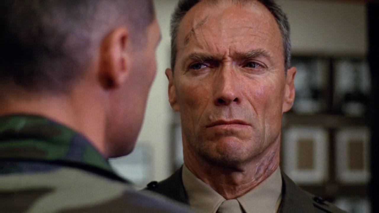 Кадр из фильма Перевал разбитых сердец / Heartbreak Ridge (1986)