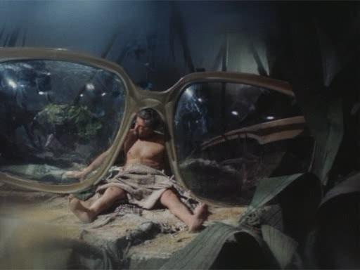 Кадр из фильма Необыкновенные приключения Карика и Вали (1987)
