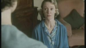 Кадры из фильма Мисс Марпл: Точно по расписанию / Miss Marple: 4.50 From Paddington (1987)