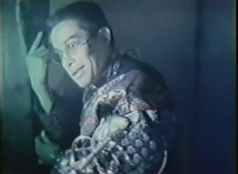 Кадр из фильма Прекрасный аналоговый мир (Приключения мальчика с электрическим столбом) / Denchu Kozo no Boken (1987)