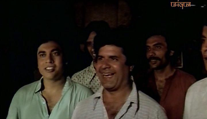 Кадр из фильма Борьба за идеалы / Mera kharam mera dharam (1987)