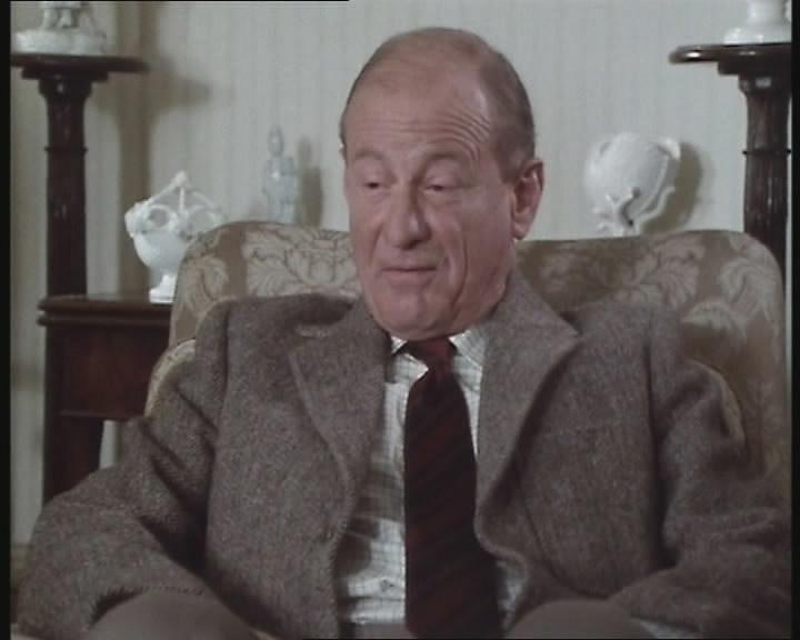 Кадр из фильма Мисс Марпл: Забытое убийство / Miss Marple: Sleeping Murder (1987)