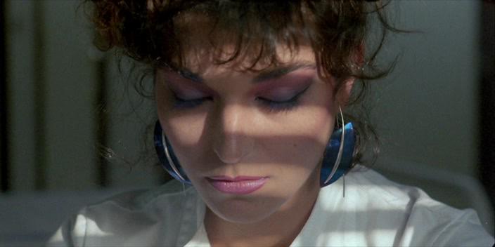 Кадр из фильма Закон желания / La ley del deseo (1987)