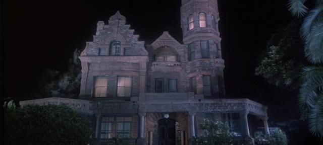 Кадр из фильма Дом 2: История вторая (Проклятая обитель) / House II: The Second Story (1987)