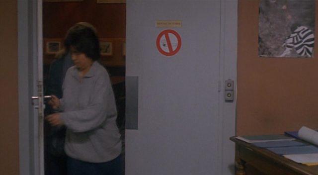 Кадр из фильма Красная юбка / Le jupon rouge (1987)