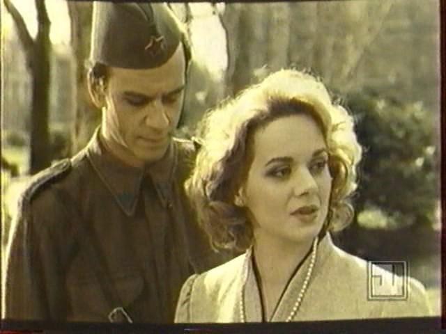 Кадр из фильма Офицер с розой / Oficir s ruzom (1987)