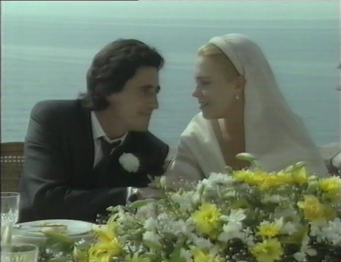 Кадр из фильма Джулия и Джулия / Giulia e Giulia (1987)