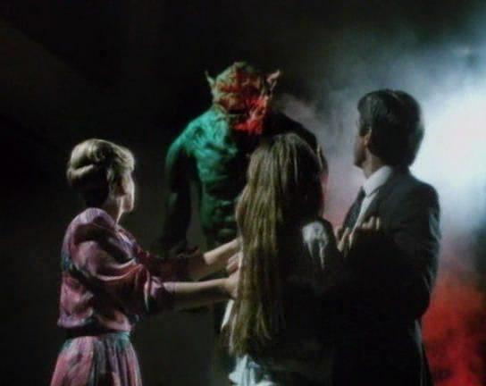 Кадр из фильма Волшебная лампа / The Outing (1987)