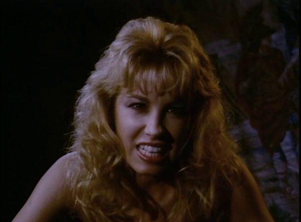 Кадр из фильма Ловчий смерти 2: Битва титанов / Deathstalker II (1987)