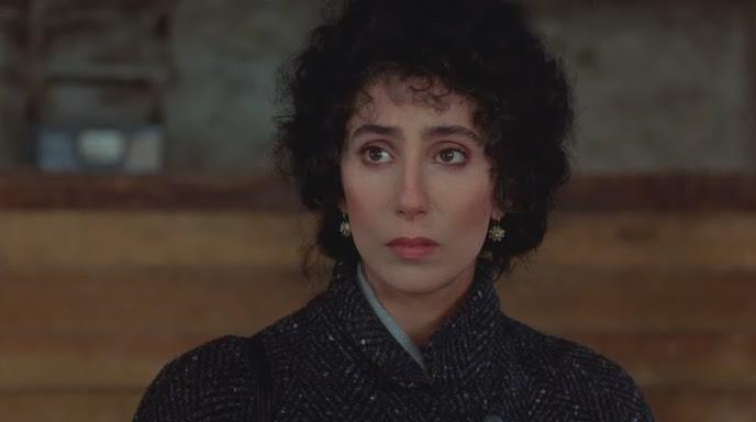 Кадр из фильма Во власти Луны / Moonstruck (1987)