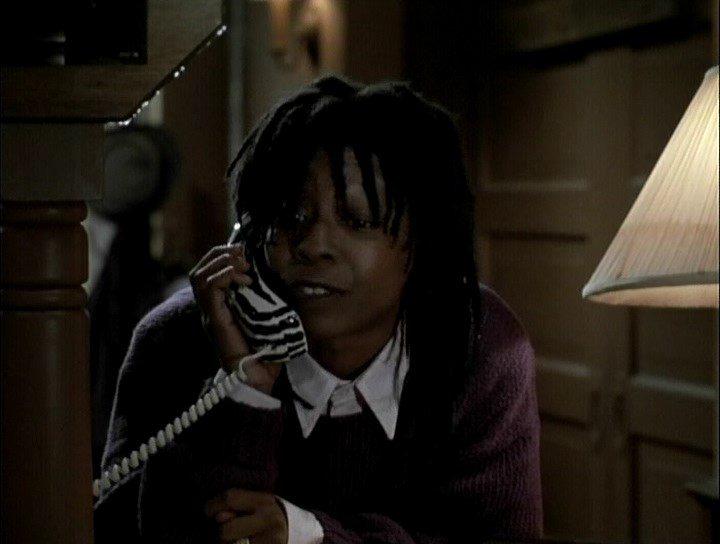 Кадр из фильма Телефон / 976-EVIL (1988)