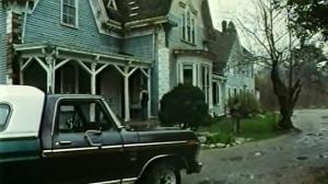 Кадры из фильма Дом с привидениями / La casa 3 (1988)