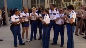 Кадры из фильма 911: Мальчики по вызову / Reno 911!: Miami (2007)