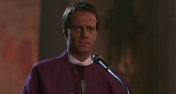 Кадр из фильма Убить священника / To Kill a Priest (1988)