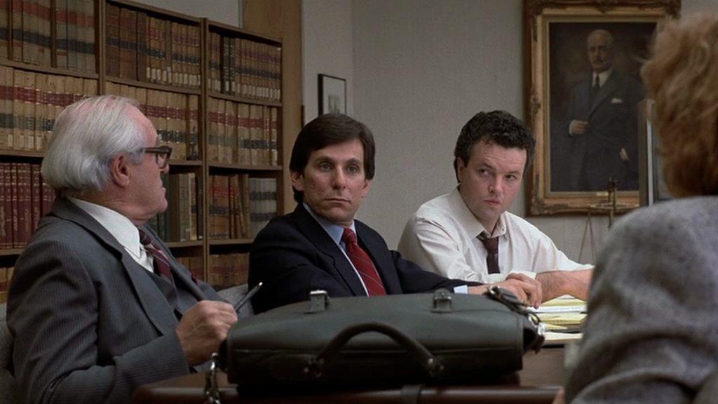 Кадр из фильма Обвиняемые / The Accused (1988)
