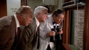 Кадры из фильма Голый пистолет: из архивов полиции! / The Naked Gun:From the Files of Police Squad! (1988)
