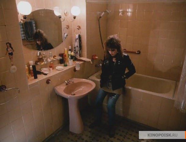 Кадр из фильма "Авария" - дочь мента (1989)
