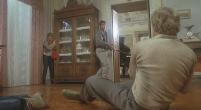 Кадр из фильма Дом часов / La casa nel tempo (1989)