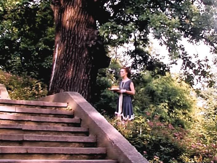 Кадр из фильма Загадка Эндхауза (1989)
