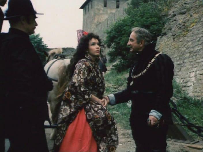 Кадр из фильма Дон Сезар де Базан (1989)