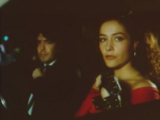 Кадр из фильма Шакалы (1989)