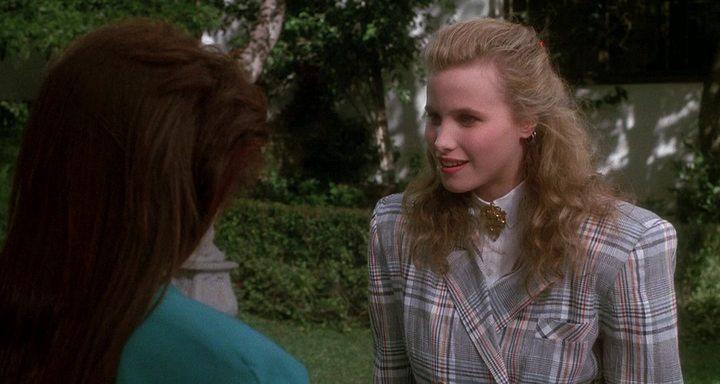 Кадр из фильма Смертельное влечение / Heathers (1989)