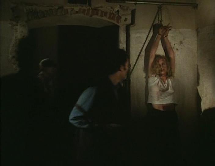 Кадр из фильма Бухта Эсмеральда / La bahía esmeralda (1989)