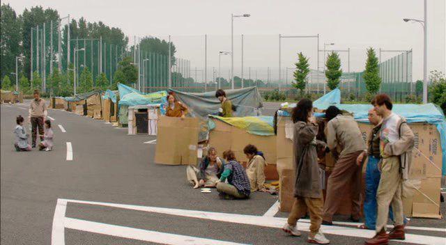 Кадр из фильма Затопление всего мира кроме Японии / The World Sinks Except Japan (2006)