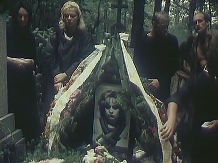 Кадр из фильма Дрянь (1990)