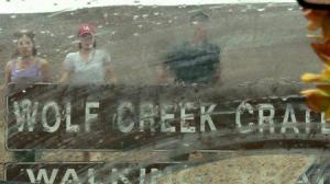Кадры из фильма Волчья яма / Wolf Creek (2006)