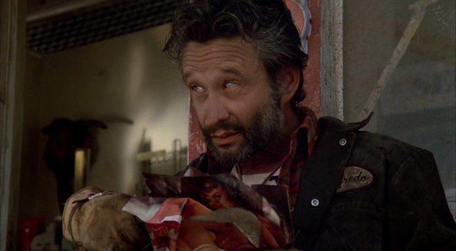 Кадр из фильма Техасская резня бензопилой 3: Кожаное лицо / Leatherface: Texas Chainsaw Massacre III (1990)