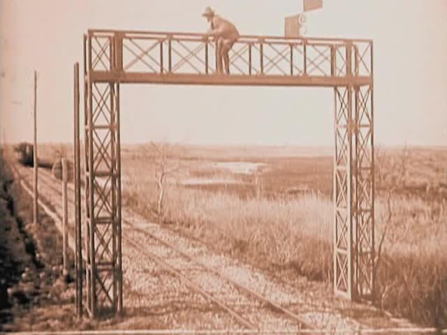 Кадр из фильма Дорога смерти / The Hitchhiker (1912)