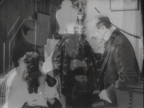 Кадр из фильма Не хочу быть мужчиной / Ich möchte kein Mann sein (1918)