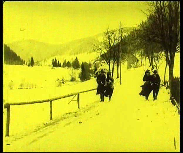 Кадр из фильма Ромео и Джульетта в снегу / Romeo und Julia im Schnee (1920)