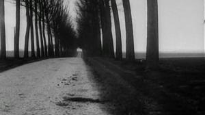 Кадры из фильма Менильмонтан / Ménilmontant (1926)