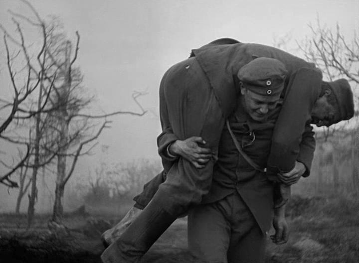 Кадр из фильма На западном фронте без перемен / All Quiet on the Western Front (1930)